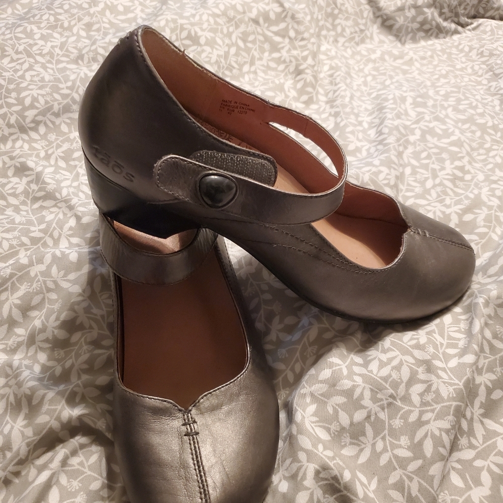 Taos Mary Janes